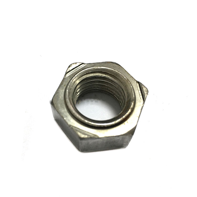 Cruach Carbóin M4 M6 M8 Plain Saincheaptha Heics Weld Nut